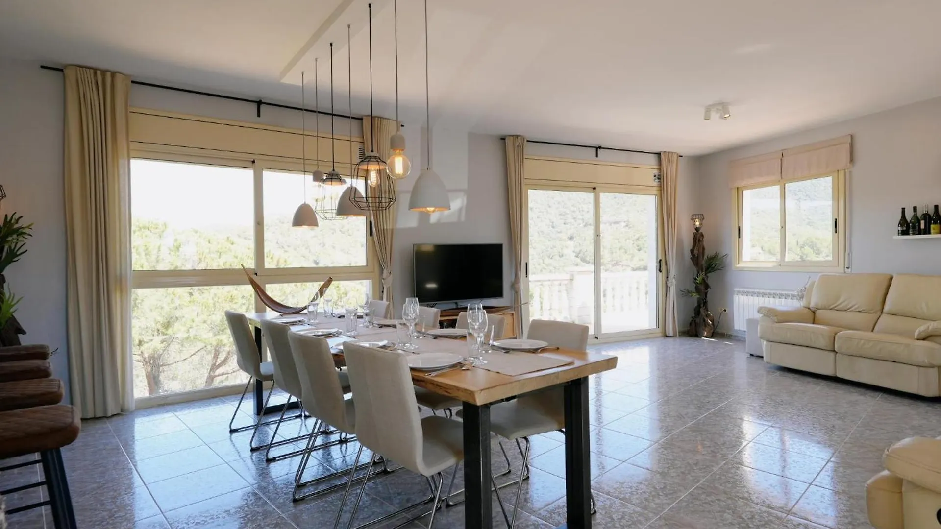 Villa Treehouse By Alvent Holidays كالونج إسبانيا