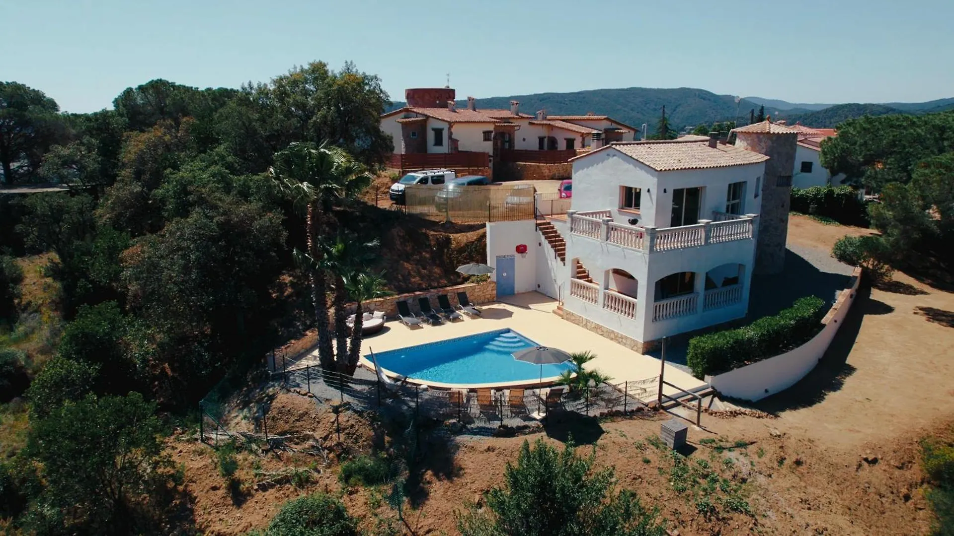 بيت للعطل Villa Treehouse By Alvent Holidays كالونج